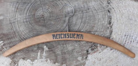 I - MILITARIA STORICA - EQUIPAGGIAMENTO (EQ) - RW	 GRUCCIA  IN LEGNO  �REICHSWEHR�.