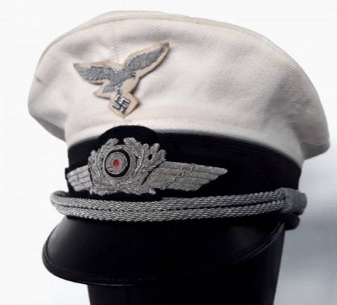 I - MILITARIA STORICA -  - LW	SCHIRMUTZE  UFF.  ESTIVO BIANCO  �Lt. Schn�rrer Karl�. 