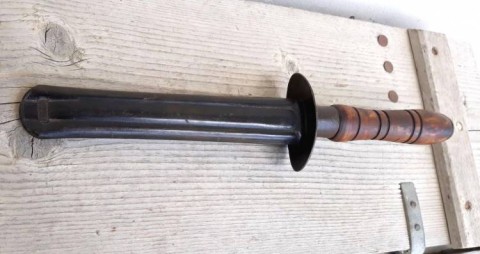  -  - PUGNALE DA ARDITO  I MOD.,  4� TIPO.