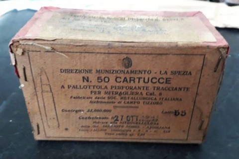 H - ACCESSORI -  - SCATOLA (1941)  + 50  CARTUCCE  Cal. 8 mm. Breda.