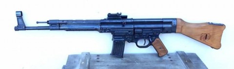 E - ARMI ATTIVE - FUCILI MITRAGLIATORI (FM) - FUCILE MITR.  StG.44 (MP44).  Dittrich.