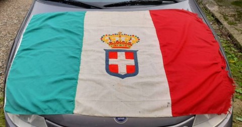 I - MILITARIA STORICA - BANDIERE(BAN) - BANDIERA  REI  DA COMBATTIMENTO cm. 90x135.	