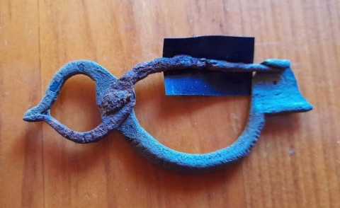 B - ARCHEOLOGIA -  - Fibula �a Pinza�  Altomedievale Merovingia in Bronzo � VI-VII sec. d.C. (A013).