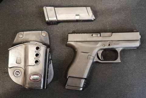 E - ARMI ATTIVE -  - GLOCK 42  9 Corto (.380) + 1 SERBATOIO + FONDINA.