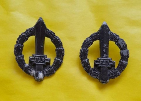 I - MILITARIA STORICA -  - RSI   COPPIA  GLADI  BRUNITI DA COLLETTO x UFFICIALI. PICCOLI.