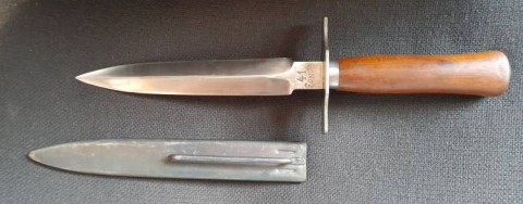 D - ARMI BIANCHE -  - KAMPFMESSER LW  M.1916 Le Vengeur 1870. �GONON 41� - WaA �5�.