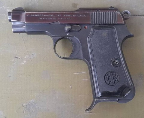 F - ARMI DISATTIVATE -  - PISTOLA  BERETTA M.35  Cal. 7,65 Br.  1940-XVIII.