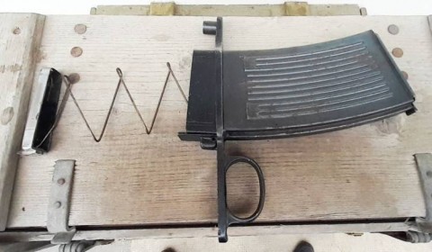 H - ACCESSORI -  - SERBATOIO  DA 20 COLPI  PER MAUSER K98k	