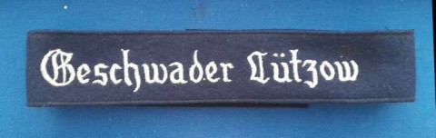 I - MILITARIA STORICA - DECORAZIONI (D) - LW   FASCETTA DA MANICA  �GESCHWADER  L�TZOW�	