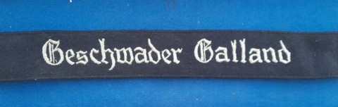 I - MILITARIA STORICA - DECORAZIONI (D) - LW  FASCETTA DA MANICA  �GESCHWADER  GALLAND�.