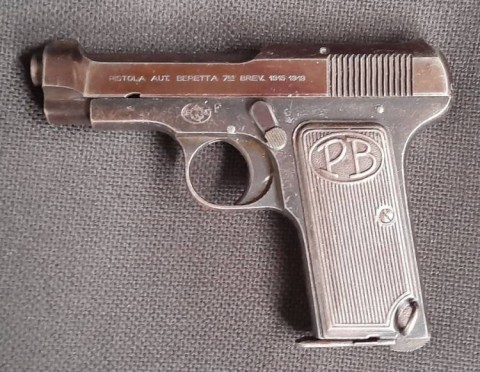 E - ARMI ATTIVE -  - PISTOLA BERETTA  Mod. 22  Brev. 15/19   REGIA MARINA.