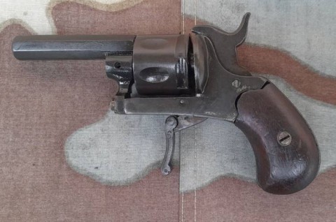 F - ARMI DISATTIVATE - ARMI - REVOLVER DA TASCA A PERCUSSIONE  ca. 1870.