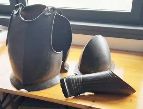 C - ARMI ANTICHE -  - MEZZA  ARMATURA DA FORTEZZA,  ca. 1620.	