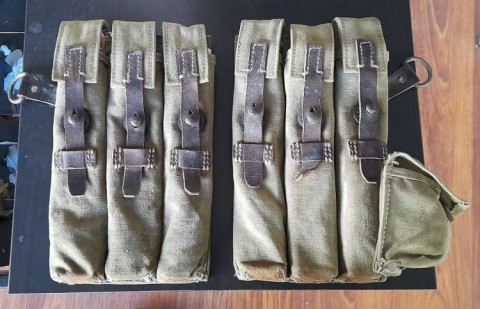 I - MILITARIA STORICA -  - LW-DAK   COPPIA PORTACARICATORI   MP.38/40  TELA VERDE-GIALLASTRA.