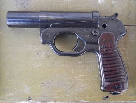 F - ARMI DISATTIVATE -  - PISTOLA  LANCIARAZZI  MOD. LP.42 (1).
