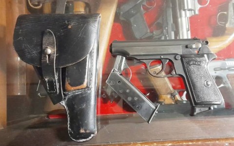 E - ARMI ATTIVE -  - PISTOLA   WALTHER PP  ZELLA MEHLIS   �R.F.V.�  �N Coronata � Cal. 7,65 Br. + FONDINA