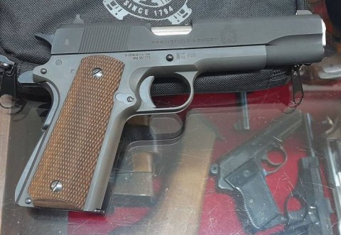 E - ARMI ATTIVE -  - PISTOLA  SPRINGFIELD  1911 MIL.SPEC.  Cal. 45 ACP + GUANCETTE.